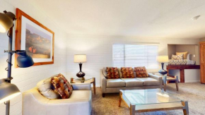 Downtown Cozy Home Base - Purple Sage 4
